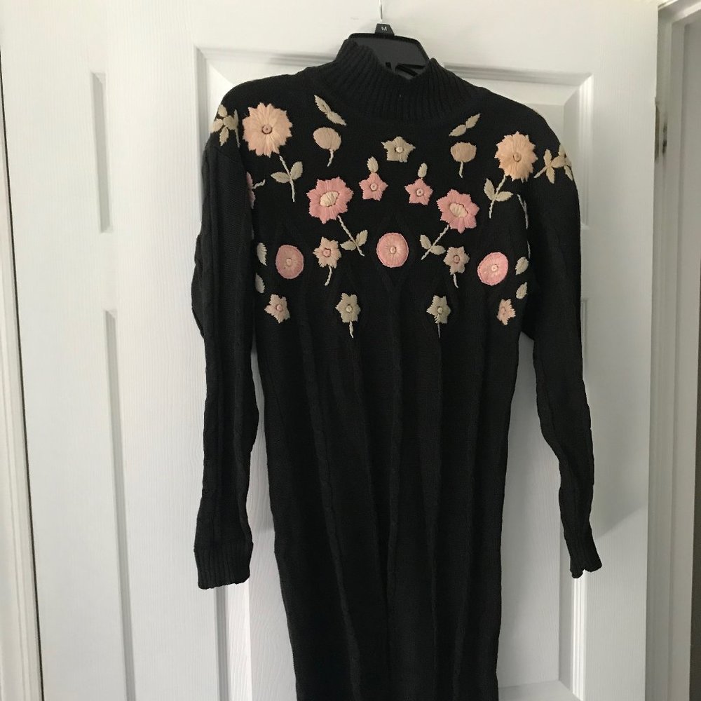 Vintage Embroidery Flower Sweater Dress